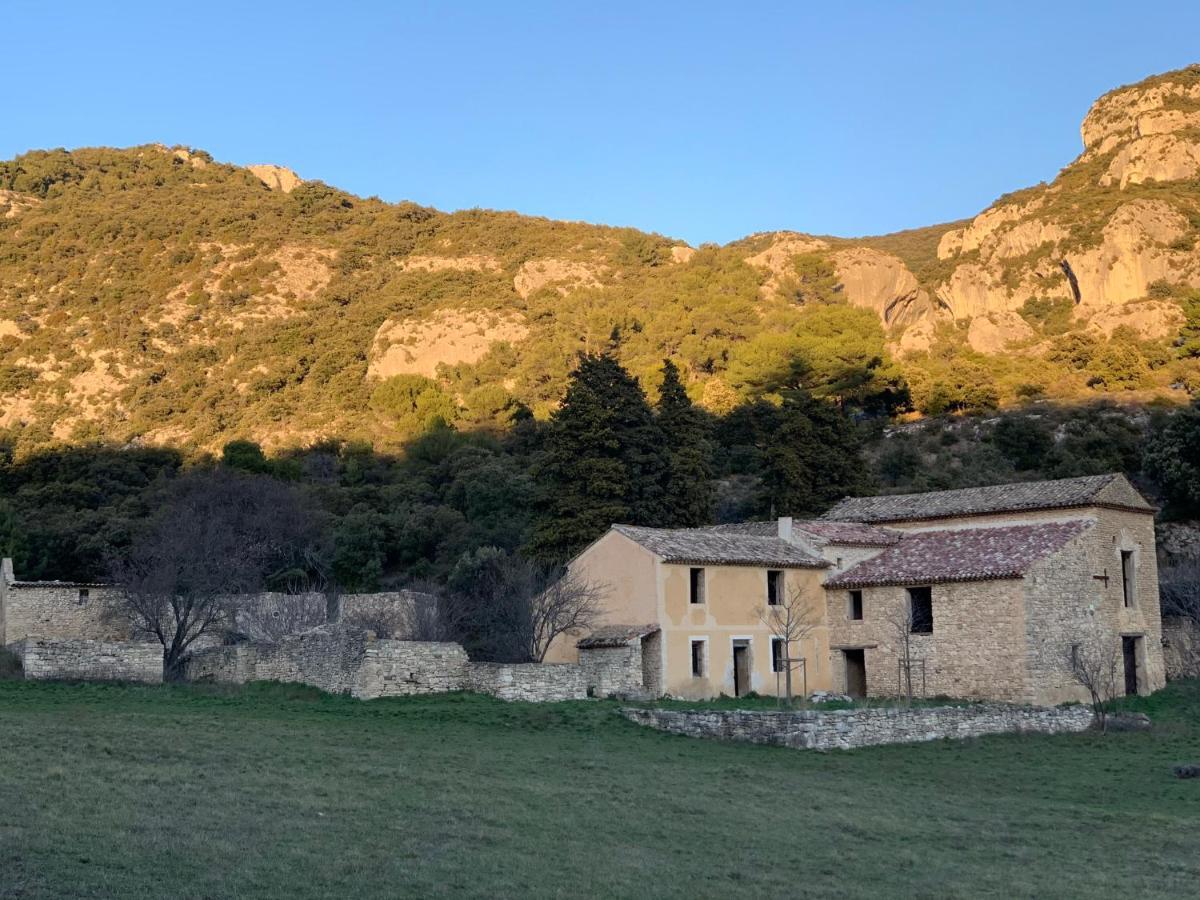 リル・シュル・ラ・ソルギュFleurs De Provenceアパートメント エクステリア 写真